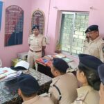 मुजफ्फरपुर में एसएसपी ने सरैया थाना का किया निरीक्षण, 7 पुलिसकर्मी निलंबित, 2 को पुरस्कार