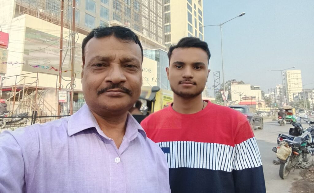 मुजफ्फरपुर के मारूफ अब्बास ने ICSE बोर्ड में सेल्फ स्टडी के दम पर हासिल की शानदार कामयाबी, 87% अंक के साथ बने मिसाल।