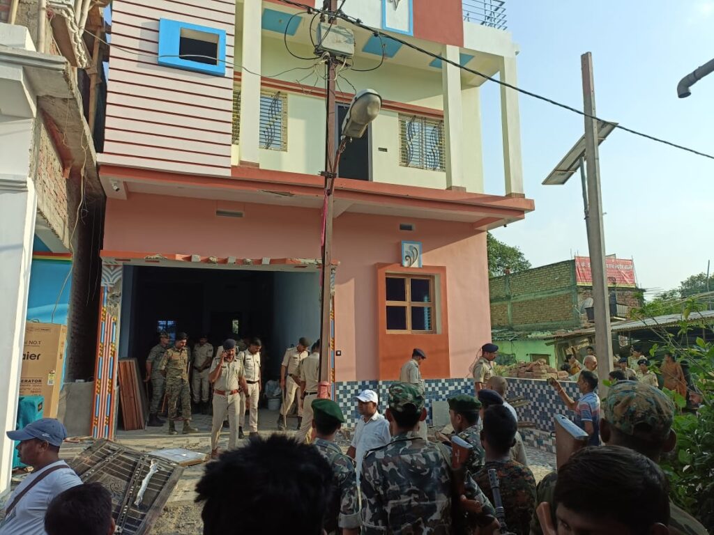 मुजफ्फरपुर: दुष्कर्म मामले में मुख्य आरोपी ने पुलिस की सख्ती के आगे टेके घुटने, किया आत्मसमर्पण