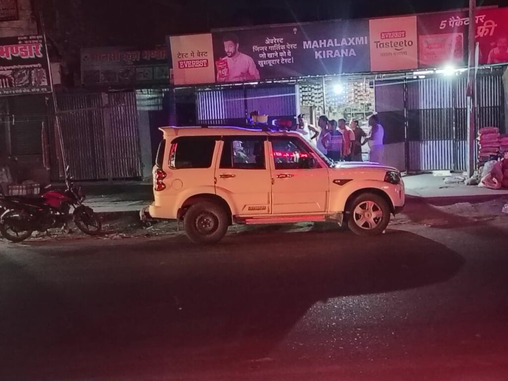 सरैया में दुस्साहसी लूट: महा लक्ष्मी किराना से लाखों की नकदी और मोबाइल लूटा, पुलिस जांच में जुटी
