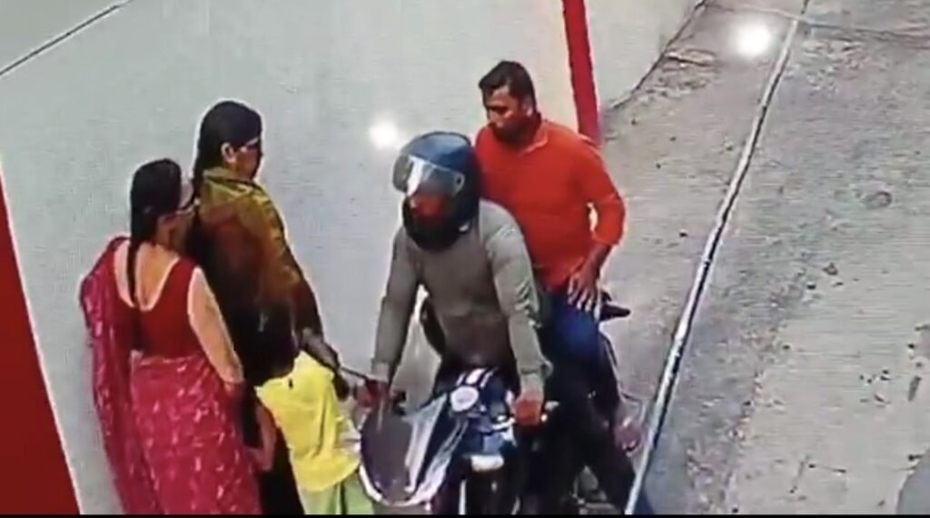 शिक्षिका से लूट का सनसनीखेज खुलासा: कटिहार गैंग का काला खेल।