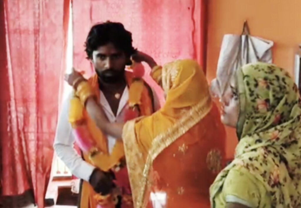 थाने में बनी जोड़ी, प्यार की जीत: मुजफ्फरपुर के गायघाट में प्रेमी युगल की अनोखी शादी।