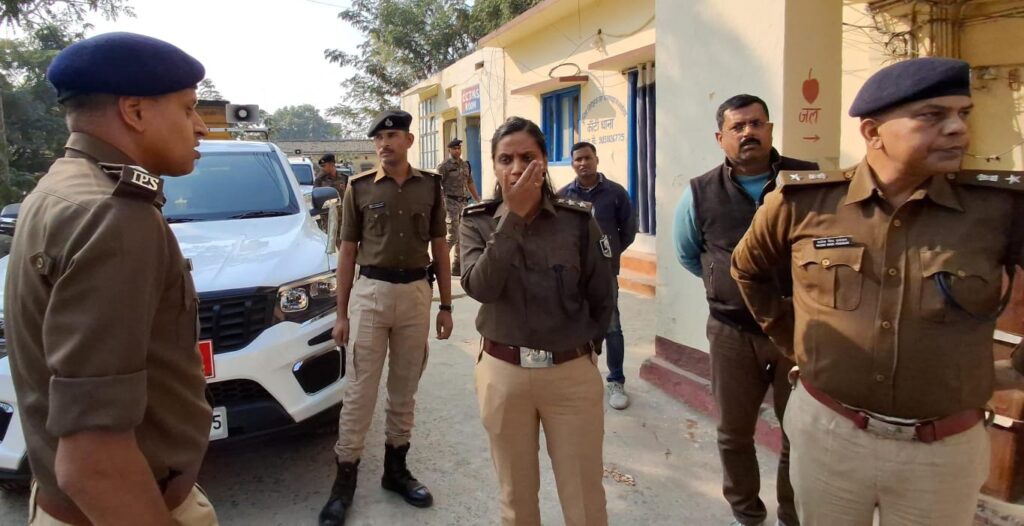 17 लाख लूटकांड पर SSP सख्त, कांटी थाना पहुँचे सुशील कुमार — 3 संदिग्धों से गहन पूछताछ, SIT को दिए अहम निर्देश