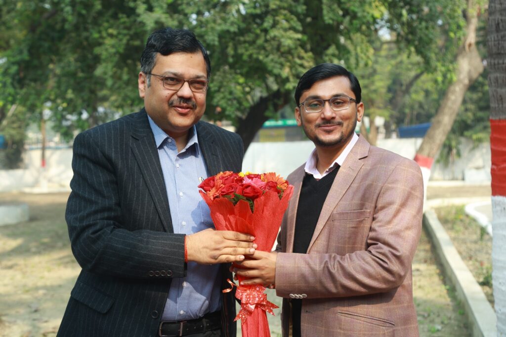 तिरहुत के नए आयुक्त गिरिवर दयाल सिंह ने संभाला पदभार, निरीक्षण में सख्ती—अनुपस्थित अधिकारियों पर कार्रवाई