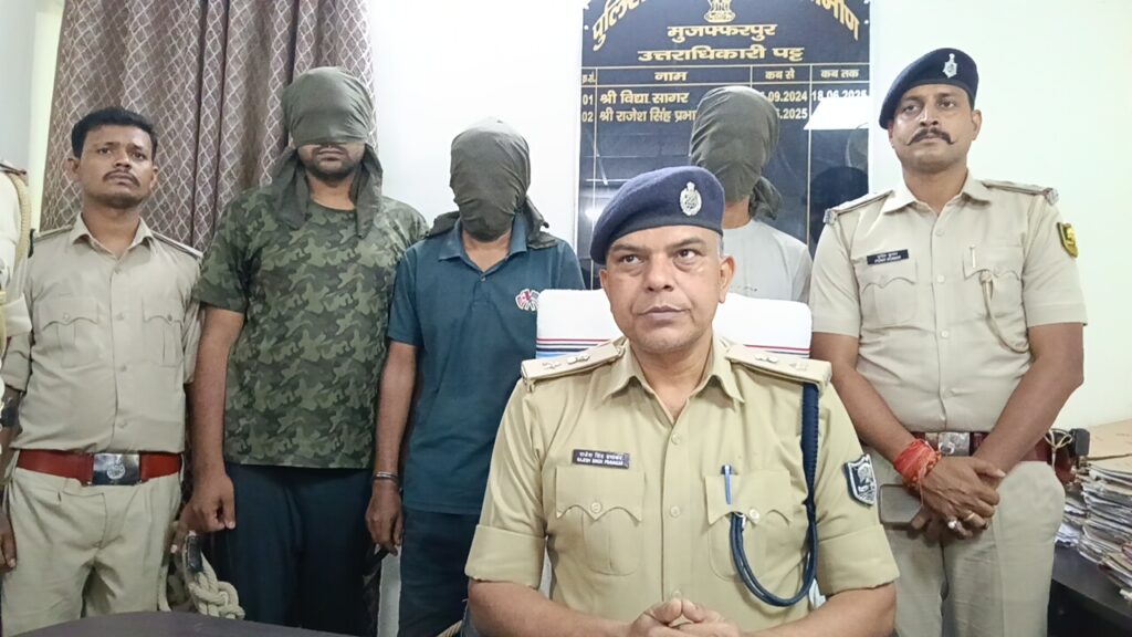 सुपारी किलिंग की साजिश नाकाम! अवैध हथियार और चोरी की बाइक के साथ 3 अपराधी गिरफ्तार